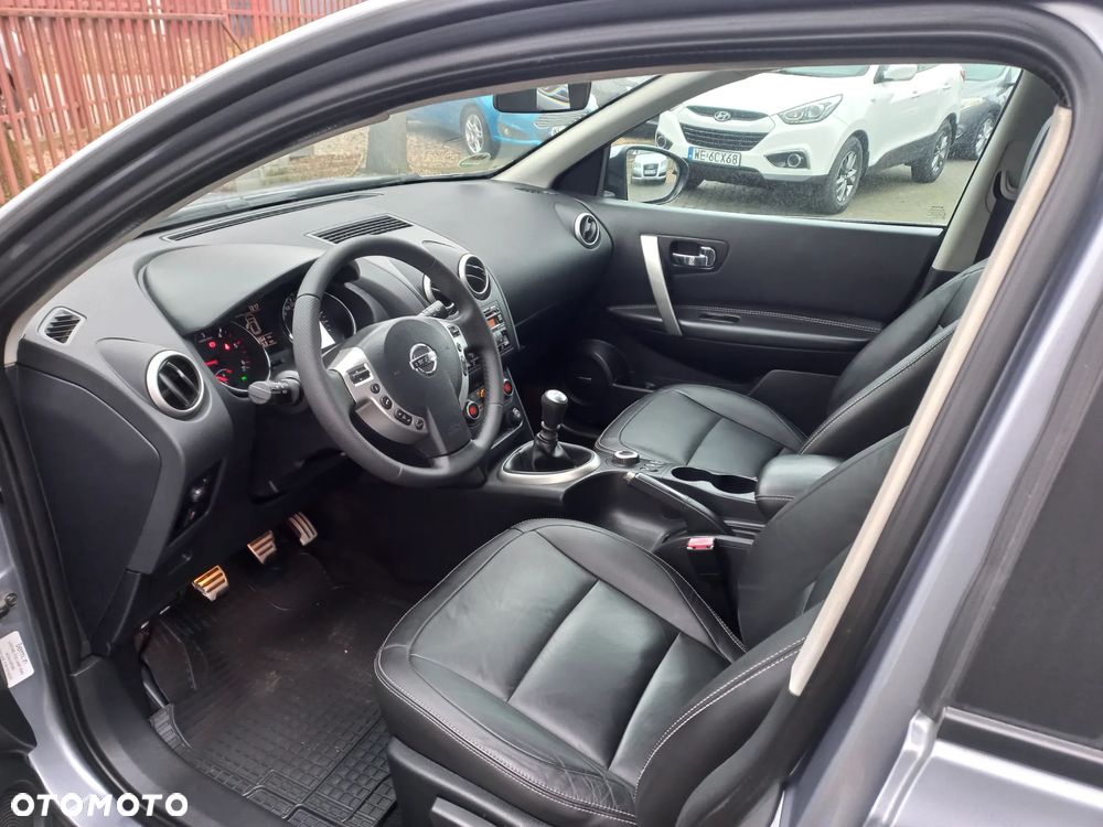 Nissan Qashqai 2.0 dCi 4x4 Tekna - 14