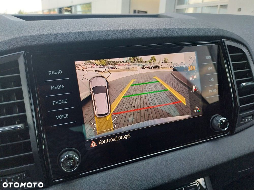 Skoda Karoq 1.5 TSI ACT Sportline DSG - 28