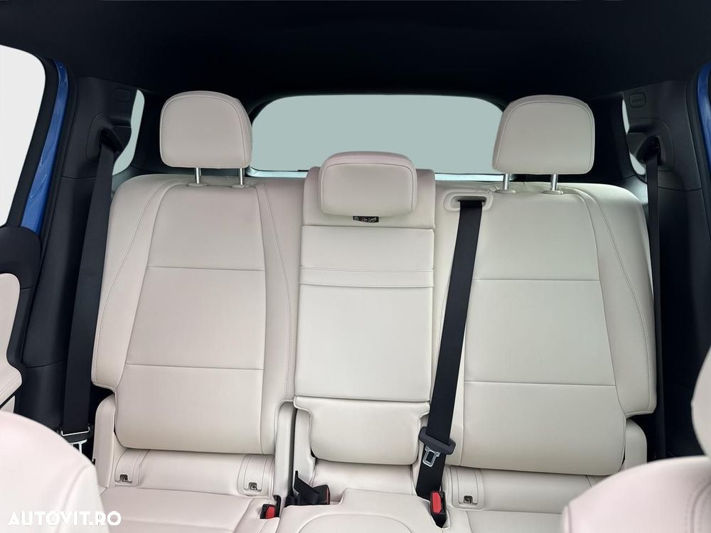 Mercedes-Benz GLB - 21