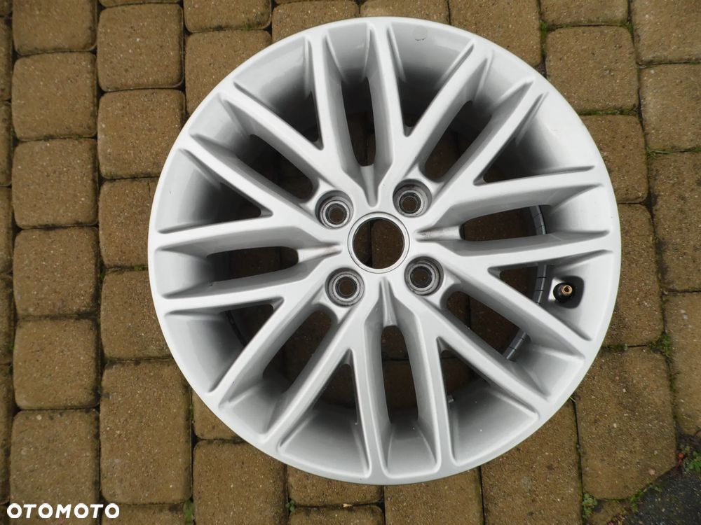 Felga 15'' 4x100 KIA 52910-H8150 6x15 ET46 - 1