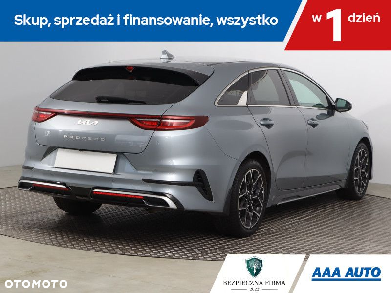 Kia ProCeed - 6