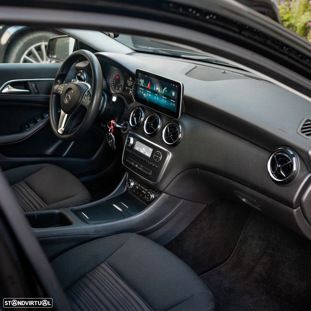 Mercedes-Benz A 180 CDI (BlueEFFICIENCY) 7G-DCT Urban - 5