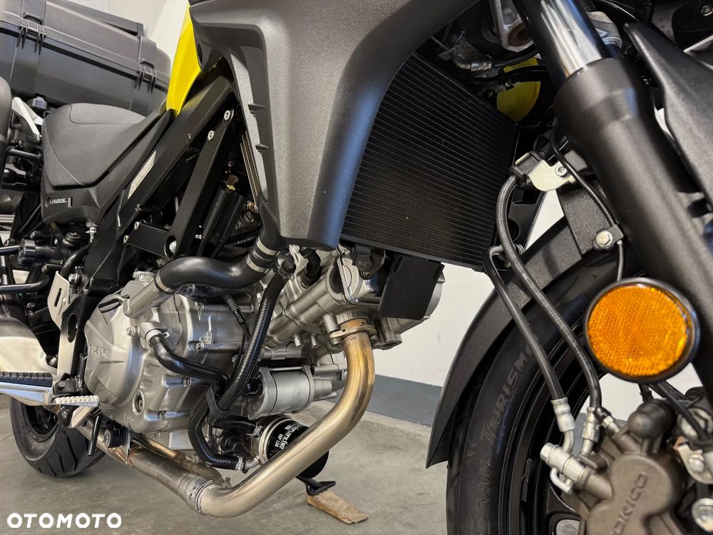 Suzuki V-STROM - 17