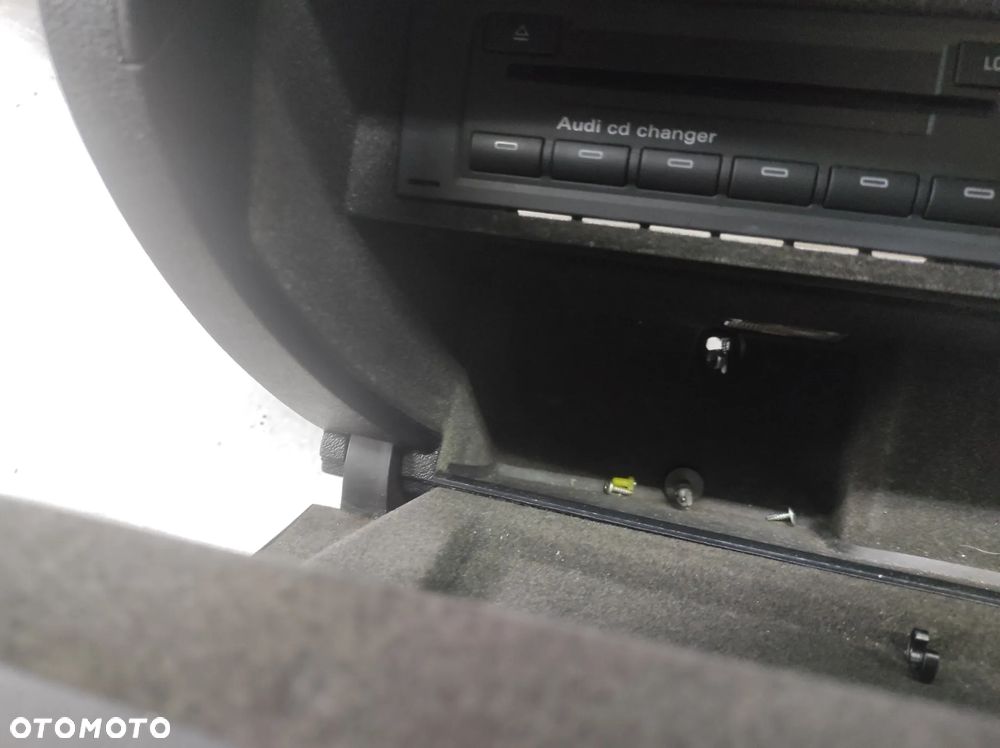 AUDI A3 8P 8P0 SCHOWEK PASAŻERA CZARNY CAŁY WYSYŁKA !!!! - 6