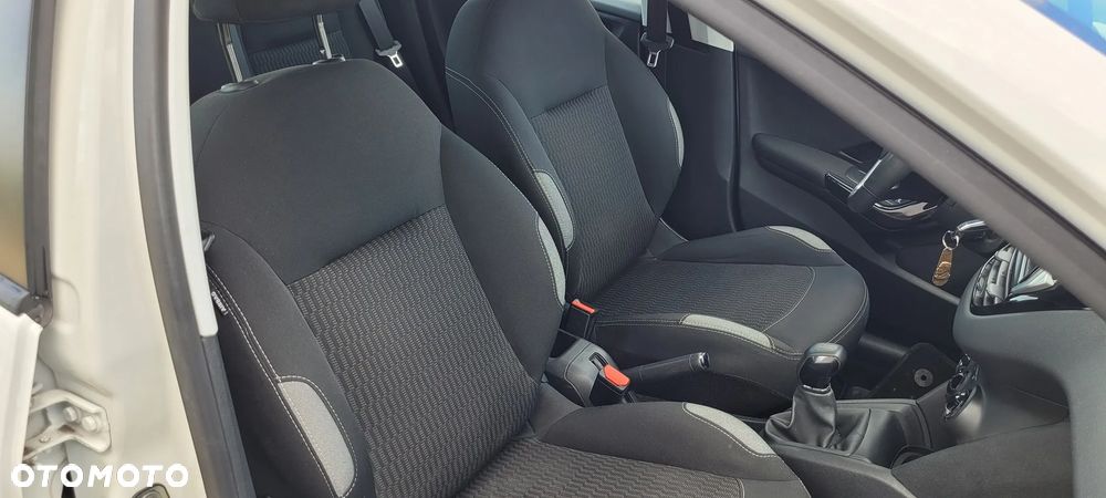 Peugeot 208 82 PureTech Style - 13
