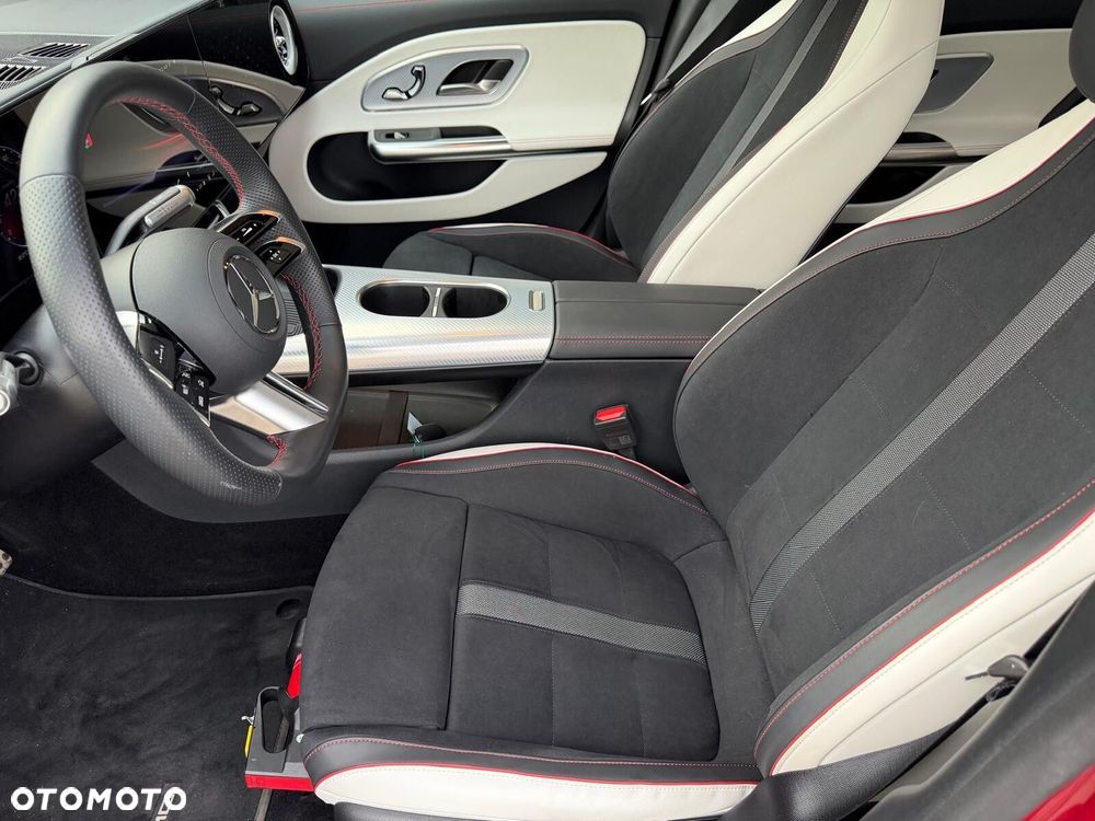 Mercedes-Benz CLA 250+ 85kWh - 10