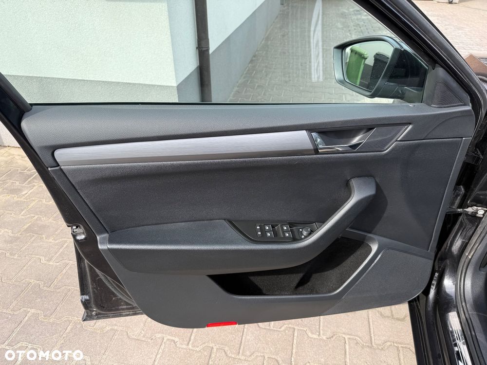 Skoda Superb 1.8 TSI DSG Style - 18