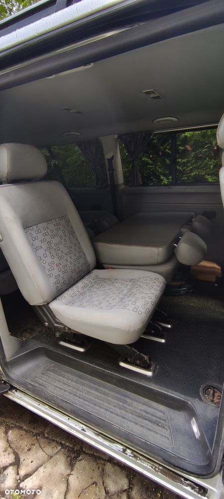 Volkswagen Transporter - 8
