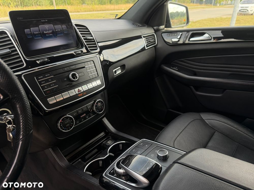 Mercedes-Benz GLE - 17