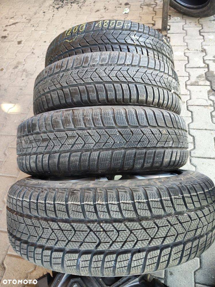 Koła aluminiowe zimowe BMW X1 205/60/17 Pirelli 5x112 et32