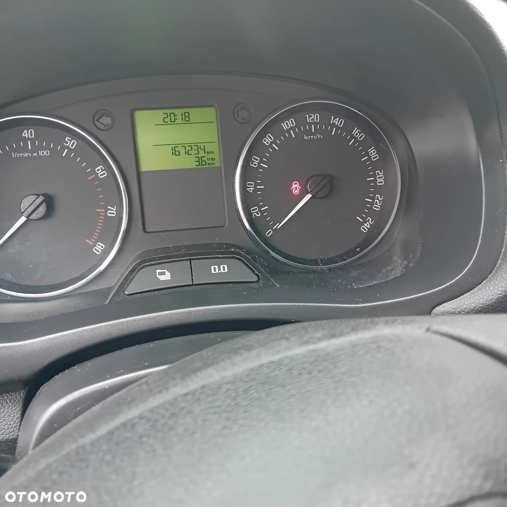 Skoda Fabia - 9