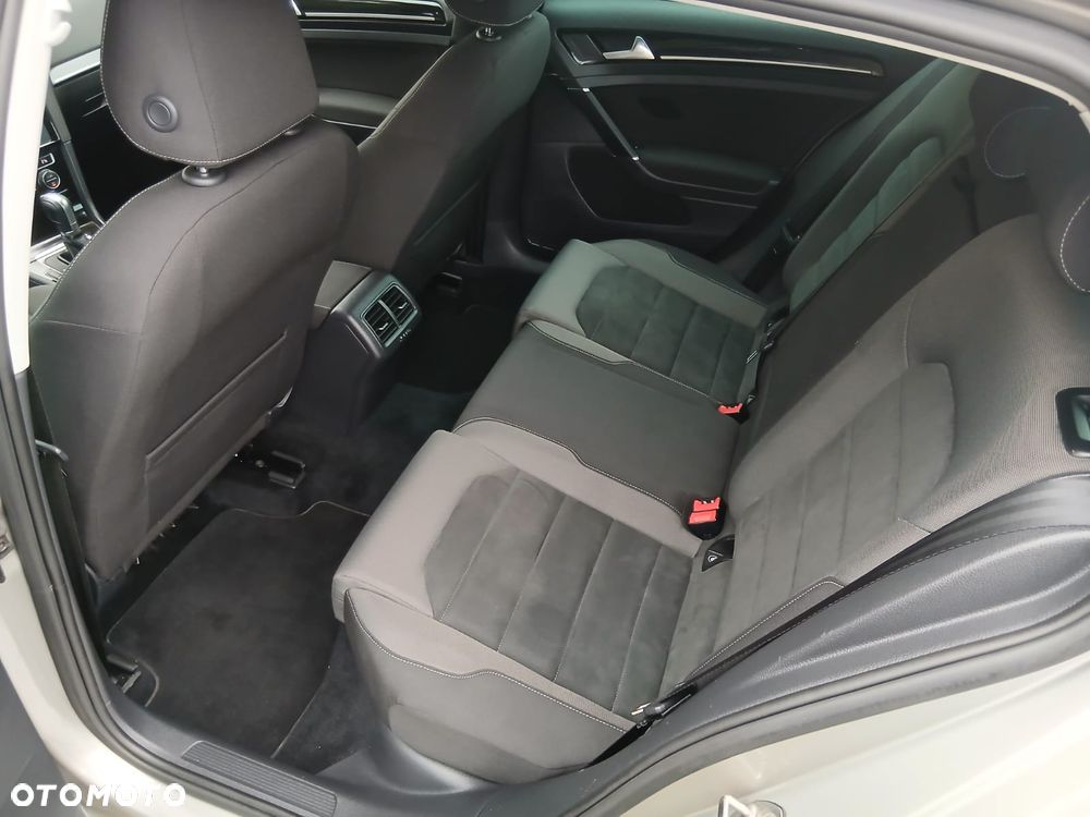 Volkswagen Golf 1.4 TSI (BlueMotion Technology) DSG Highline - 35