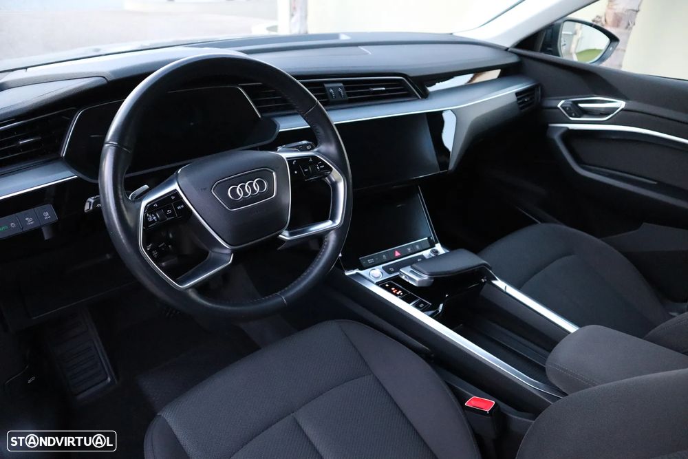 Audi e-tron 55 quattro - 21