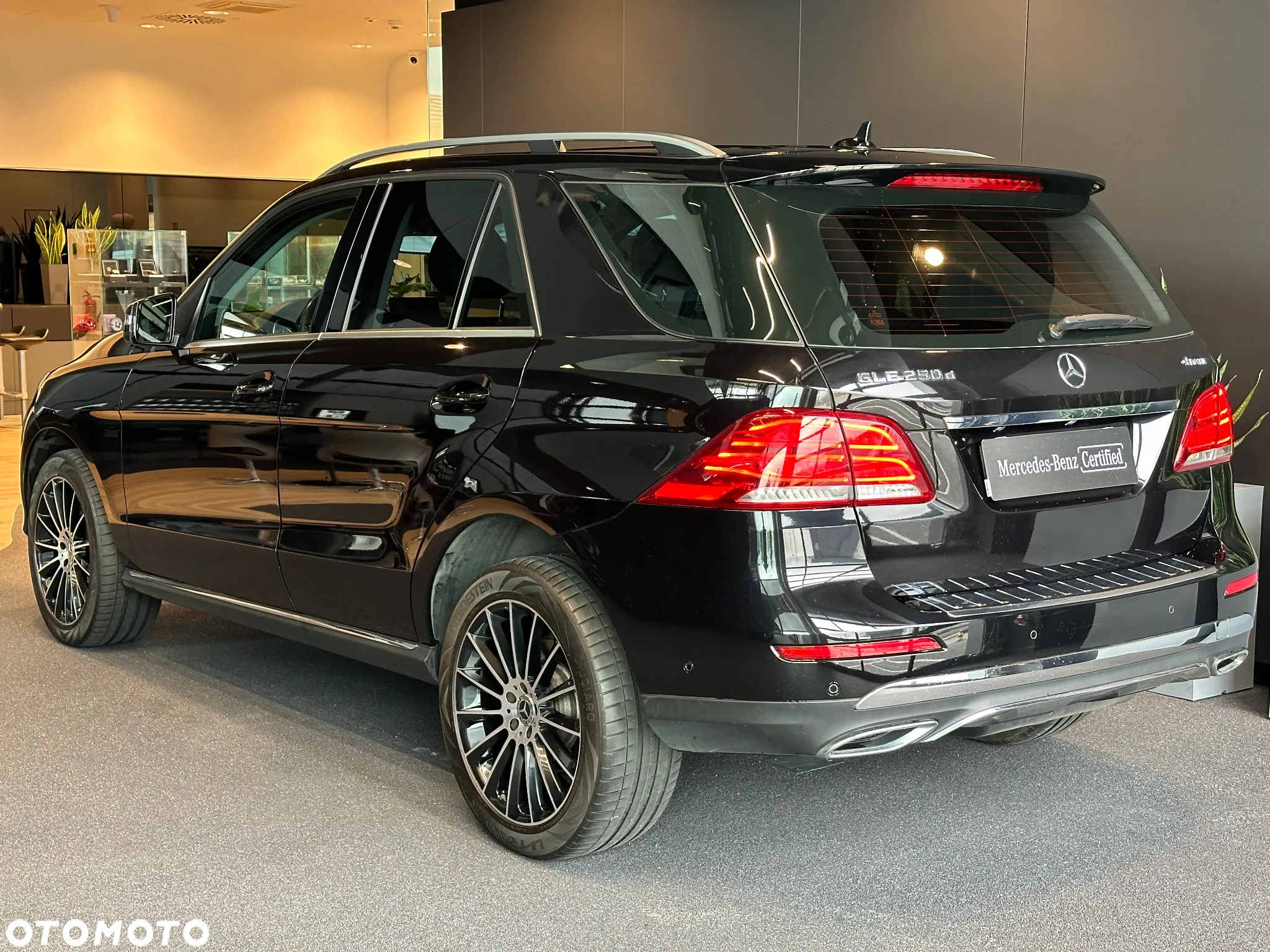 Mercedes-Benz GLE 250 d 4-Matic - 2