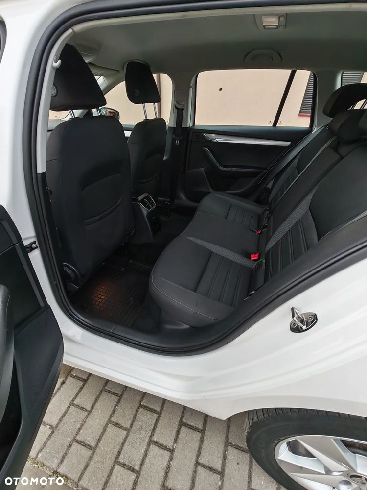 Skoda Octavia - 11