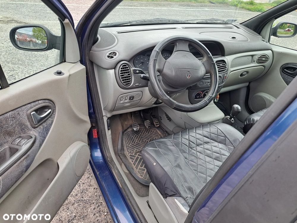 Renault Scenic - 9