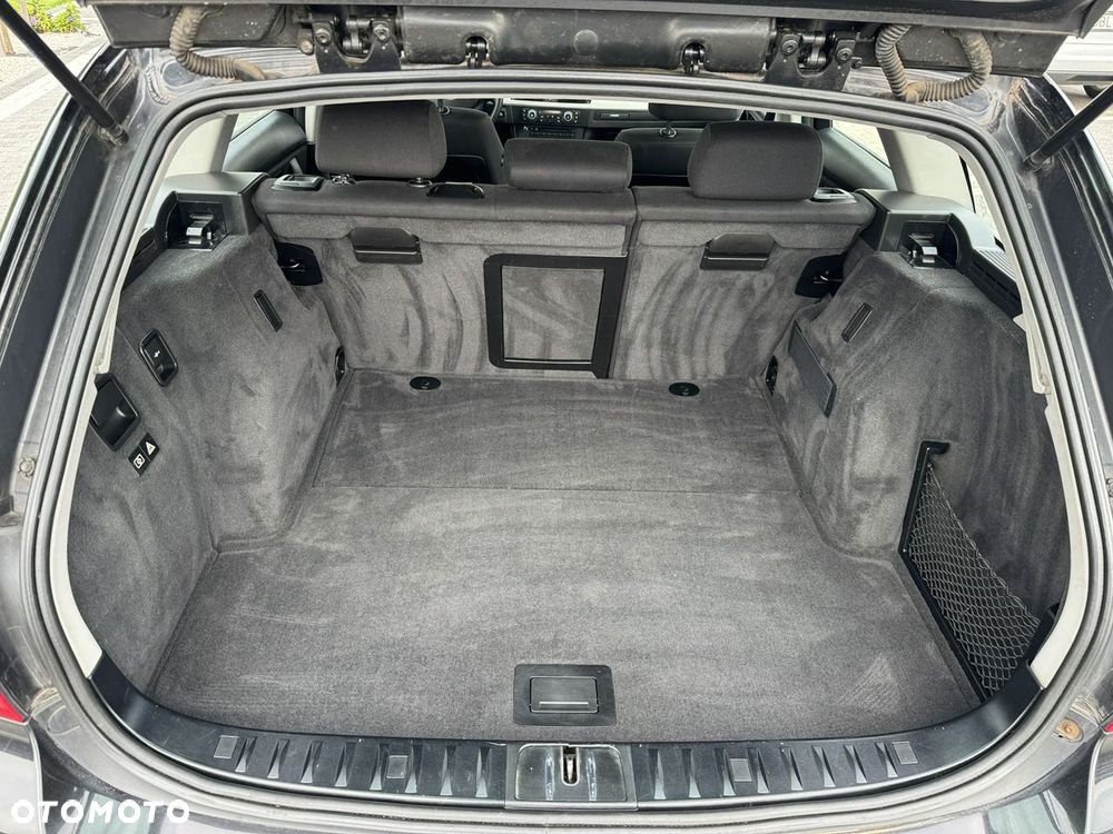 BMW Seria 3 318d DPF Edition Exclusive - 25