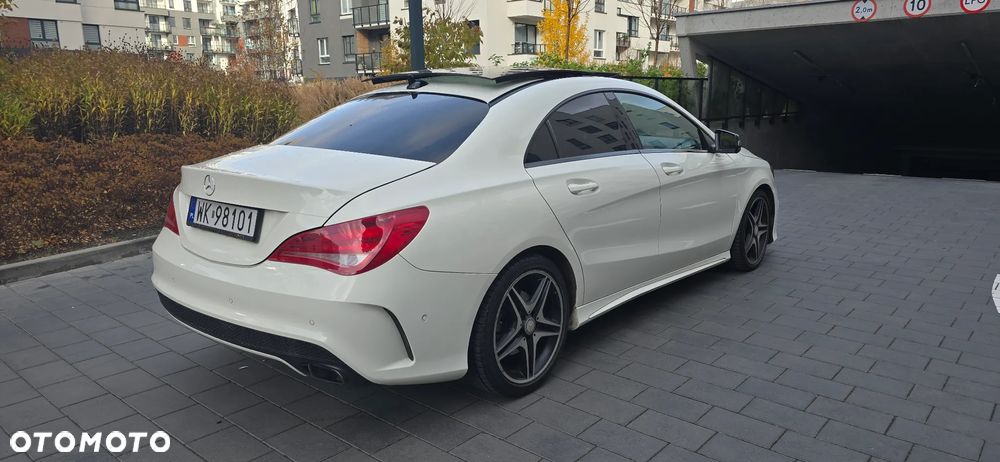 Mercedes-Benz GLA - 10