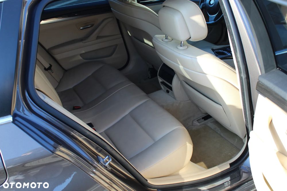 BMW Seria 5 - 14