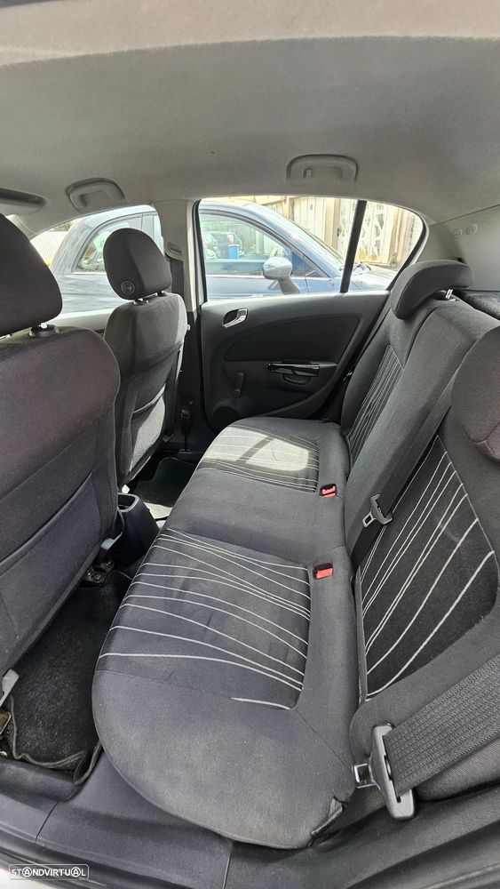 Opel Corsa 1.2 Enjoy - 9