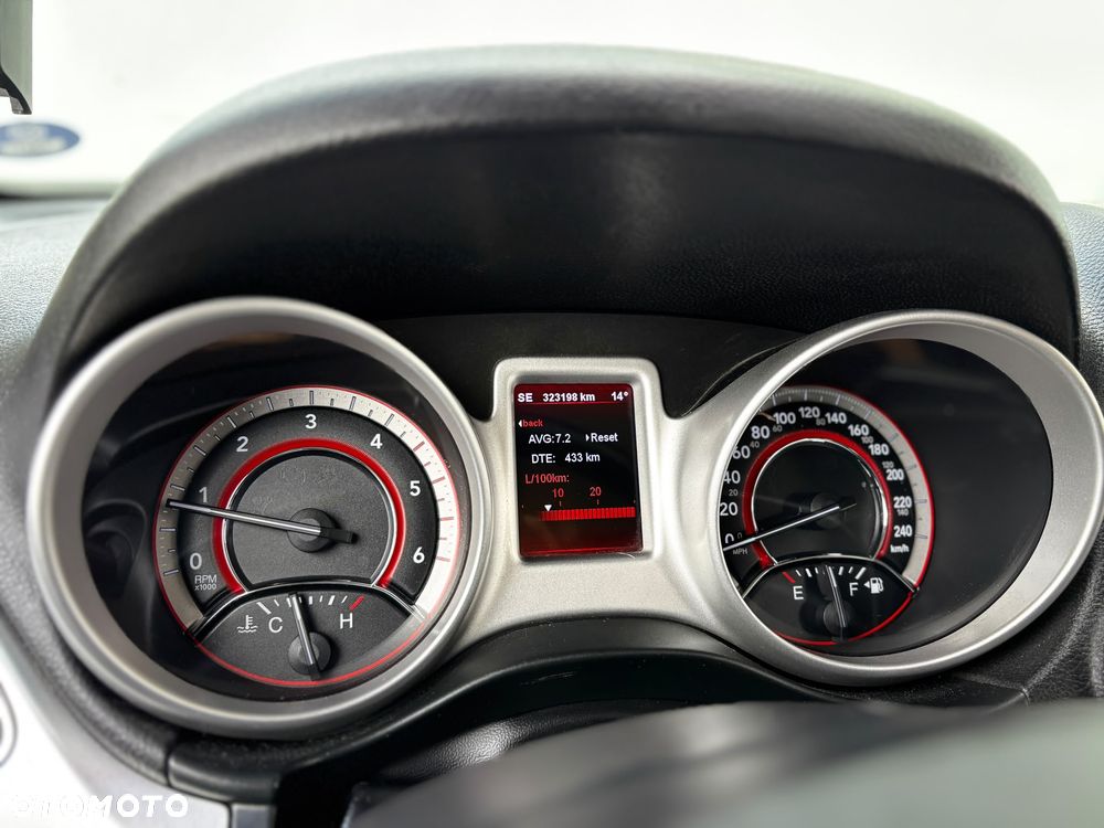 Fiat Freemont 2.0 Multijet Lounge - 8