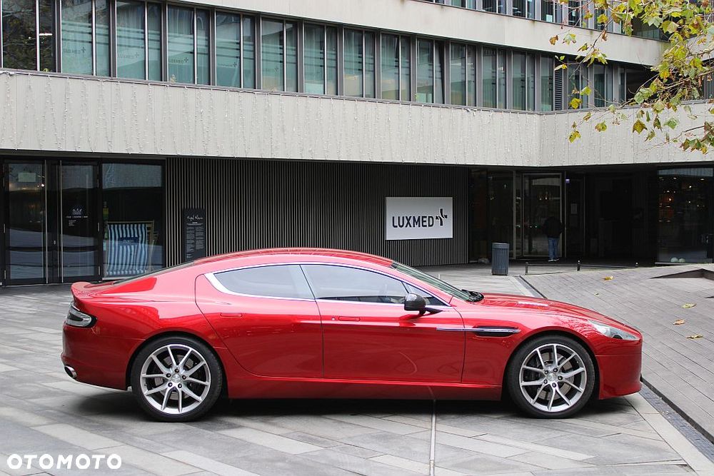 Aston Martin Rapide S - 5