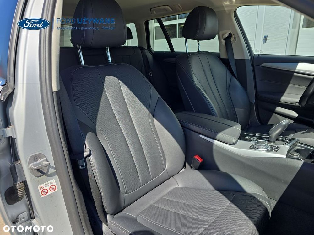 BMW Seria 5 530d mHEV - 7