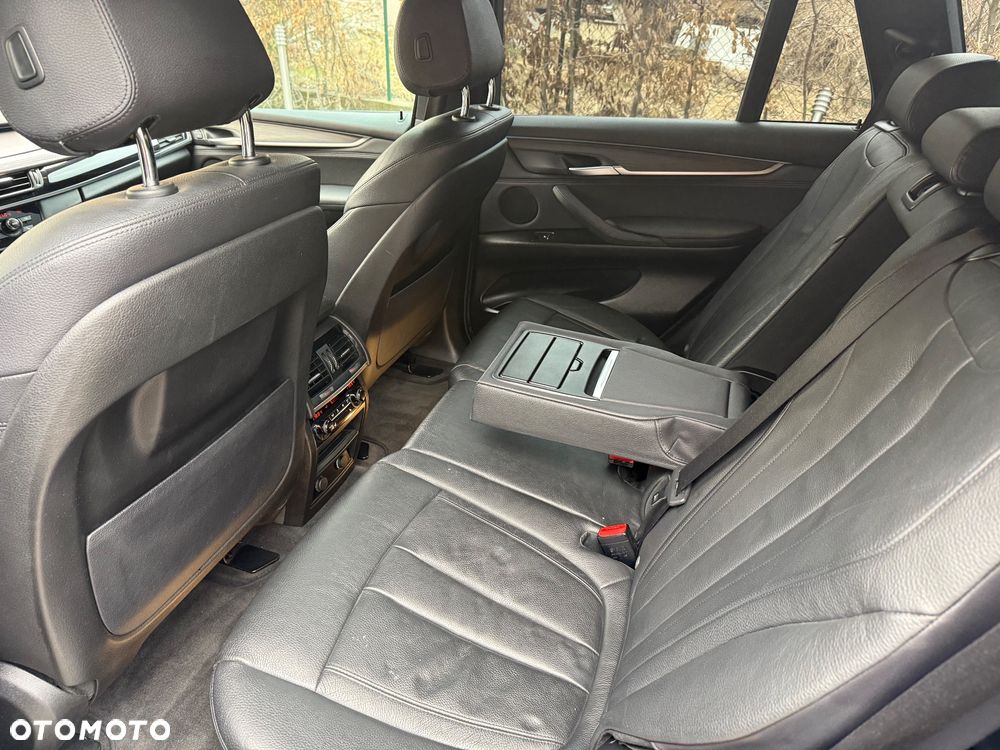 BMW X5 xDrive30d - 25
