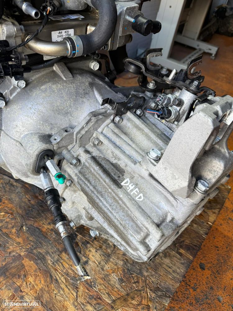 Caixa de Velocidades Kia Carens 1.7 CRDi Ref: SH98JF/D4FD - 3