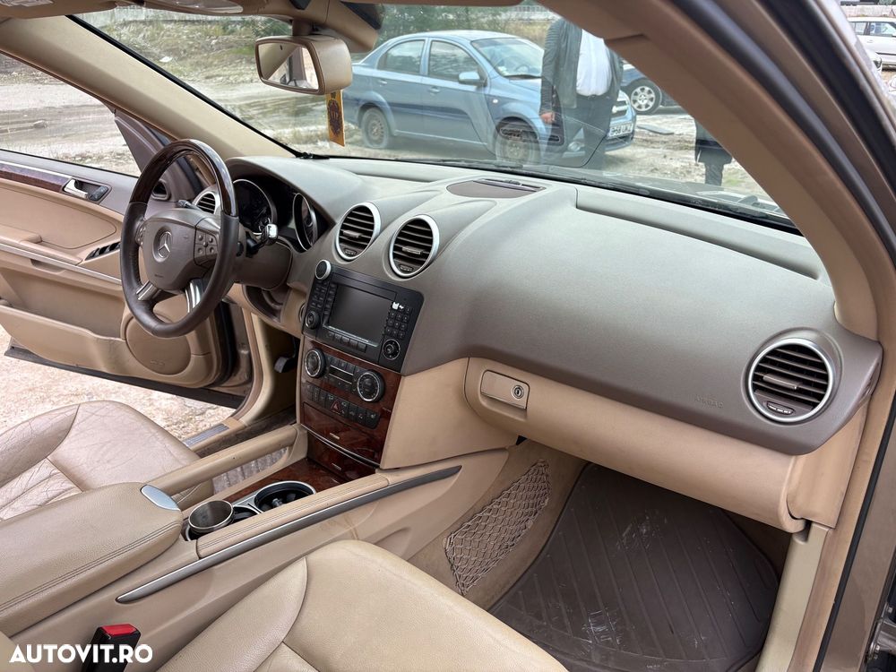 Mercedes-Benz ML - 4