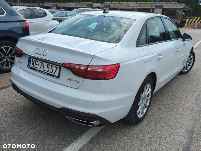 Audi A4 Limousine - 4