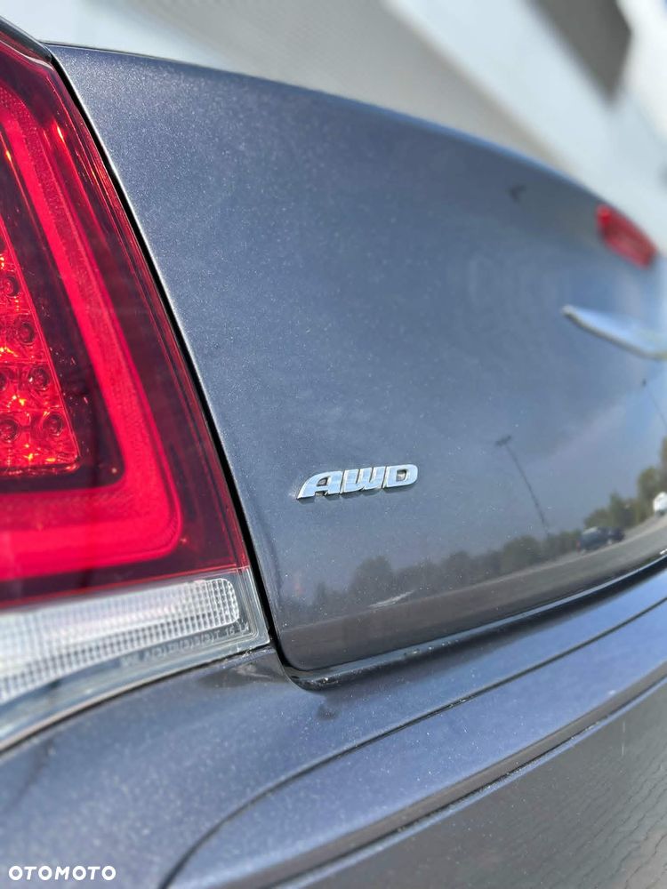 Chrysler 300s - 23