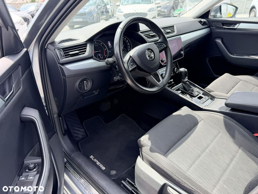 Skoda Superb 2.0 TDI Ambition DSG7 - 11