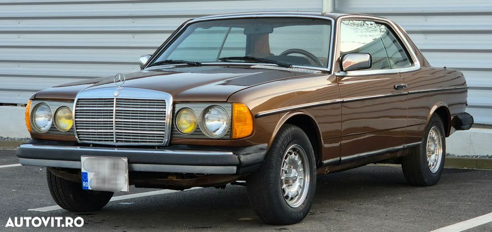 Mercedes-Benz W123 - 17
