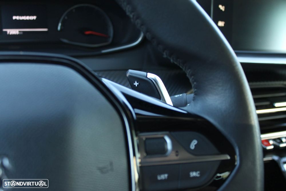 Peugeot 2008 1.2 PureTech Active Pack EAT8 - 15