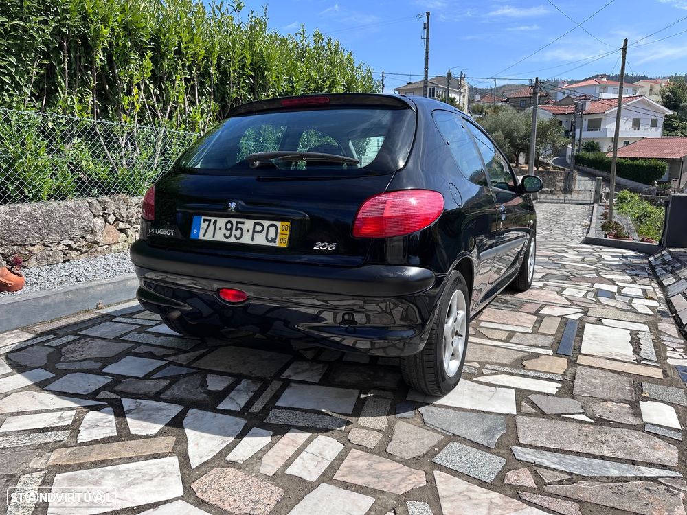 Peugeot 206 1.1 XR - 4