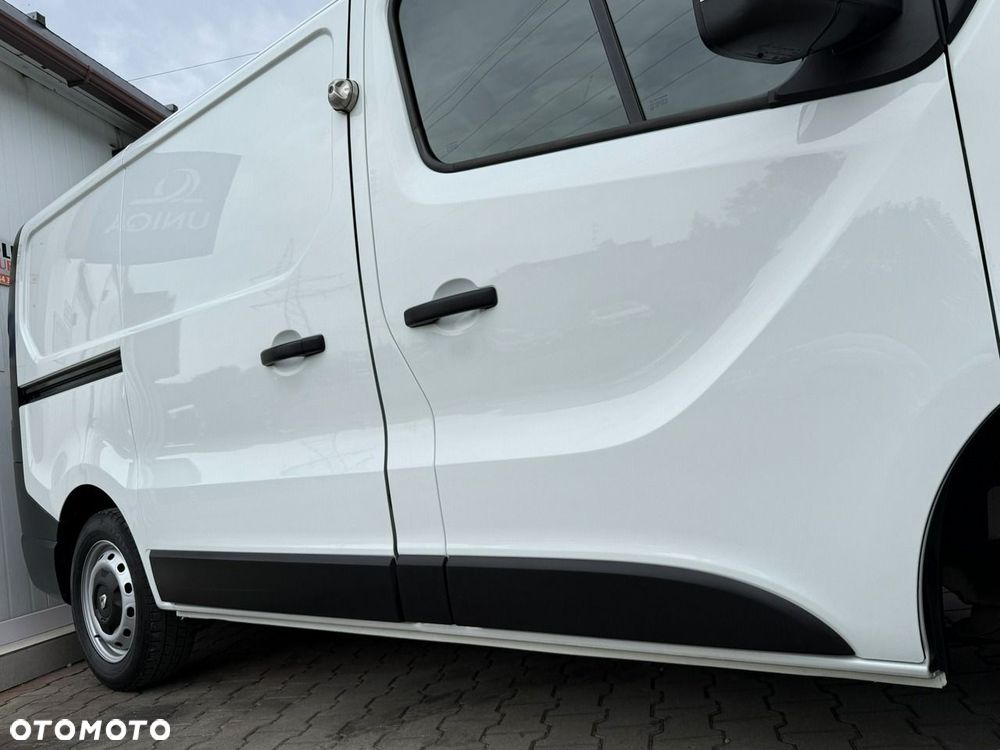 Renault Trafic - 32
