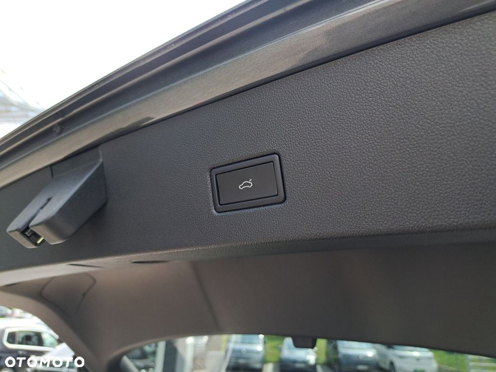 Volkswagen T-Roc 1.5 TSI Style DSG - 12