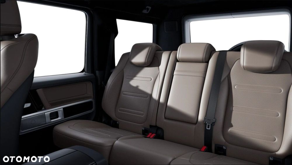 Mercedes-Benz Klasa G 580 117kWh - 9