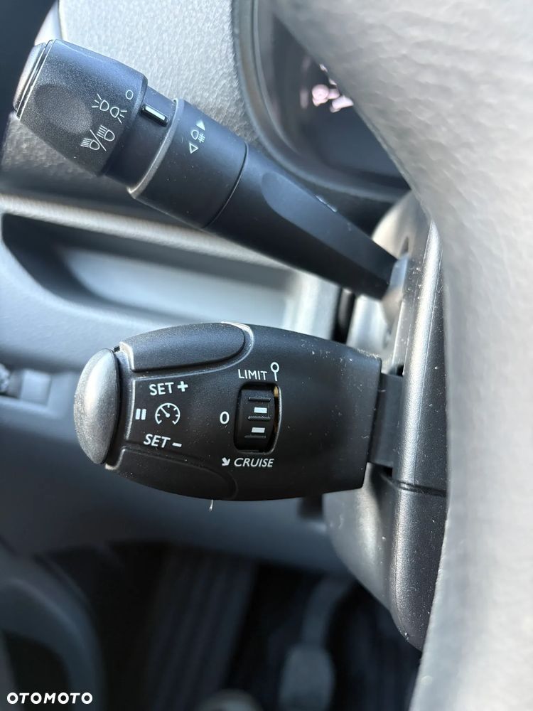 Toyota Proace - 25