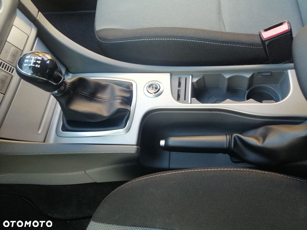 Ford Focus 1.6 Sport - 24