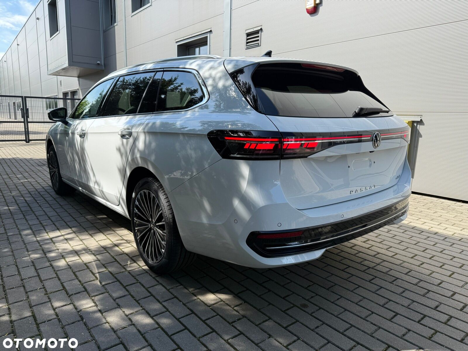 Volkswagen Passat - 5