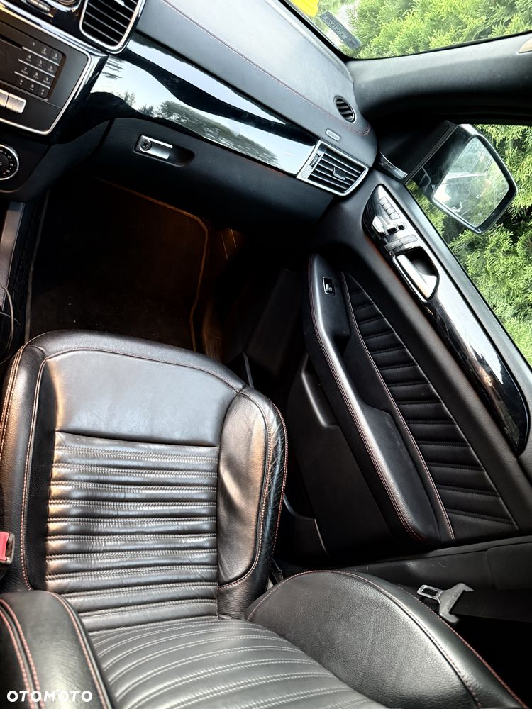 Mercedes-Benz GLE - 19