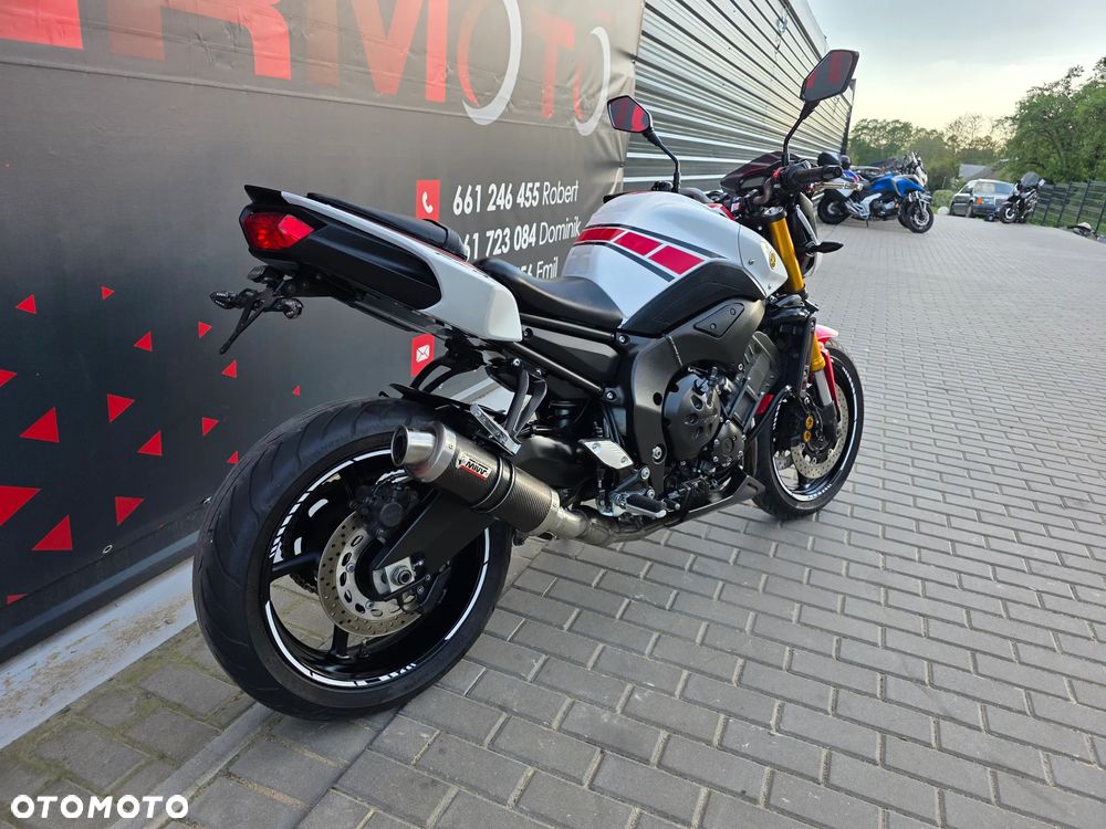 Yamaha FZ8 - 3