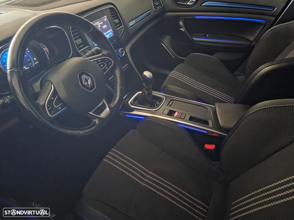 Renault Mégane Sport Tourer 1.5 dCi GT Line - 34