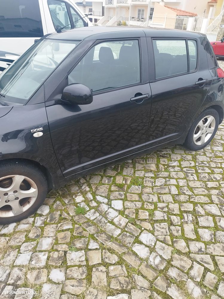 Suzuki Swift 1.3 DDiS GL - 8