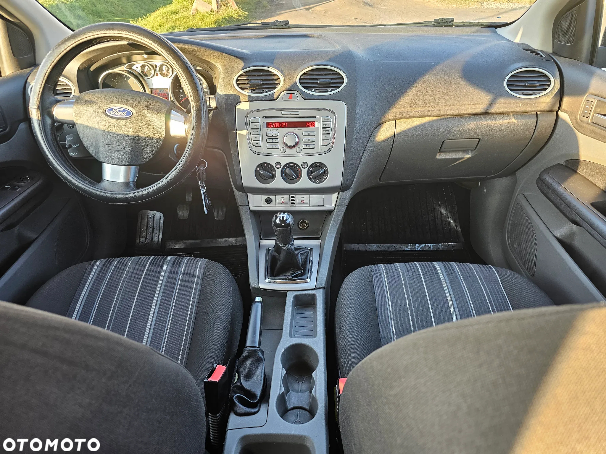 Ford Focus - 11