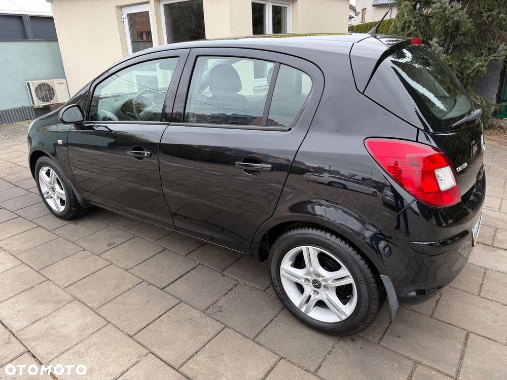 Opel Corsa 1.4 16V Enjoy - 4