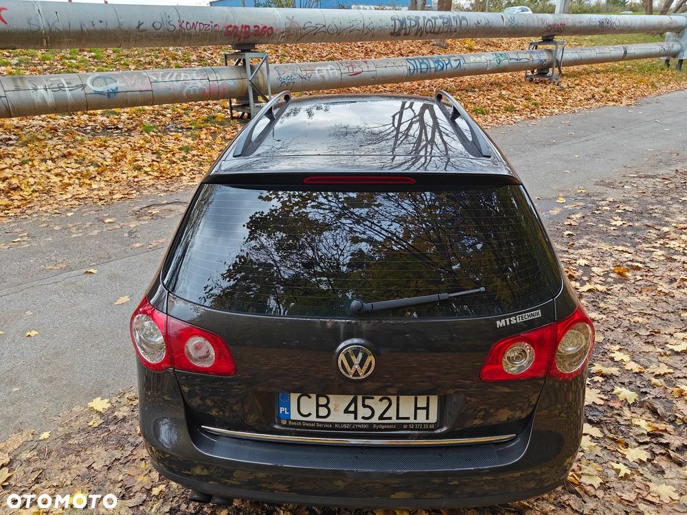 Volkswagen Passat 1.8 TSI Comfortline - 9