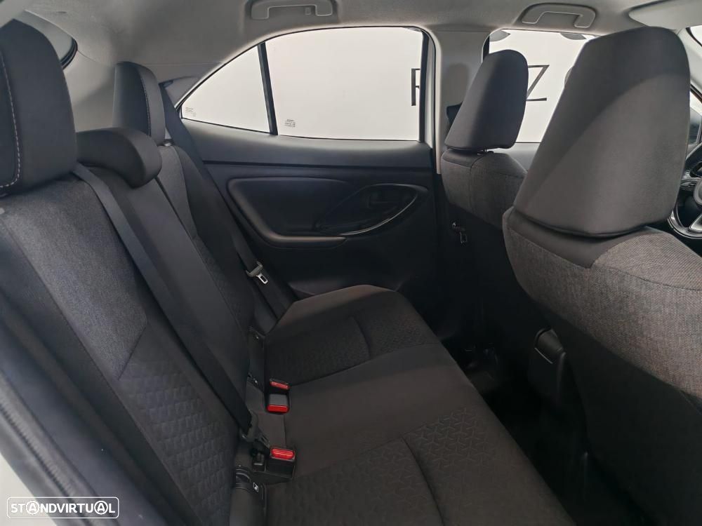Toyota Yaris Cross 1.5 HDF Comfort Plus - 12
